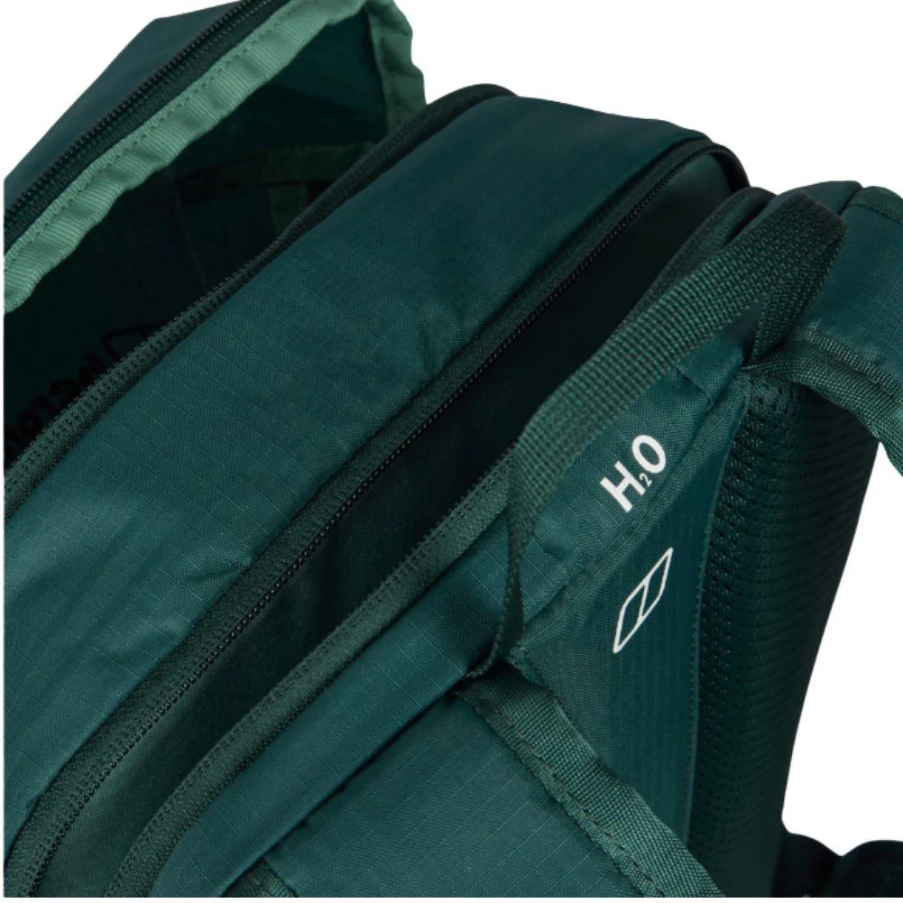 Berghaus 24/7 365 U18 Day Pack (Dark Green) - Image 4