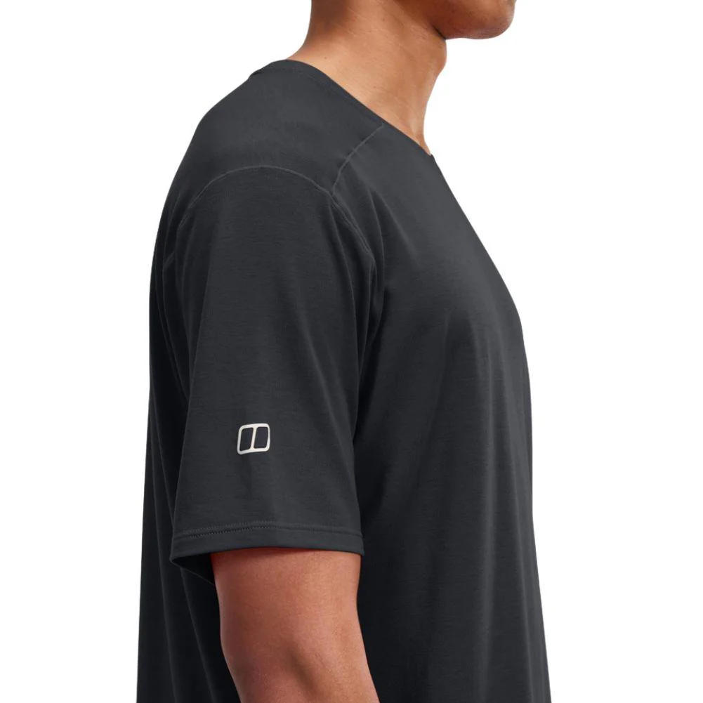 Berghaus Men's Delta Short Sleeve Tech Tee (Black) - Image 5