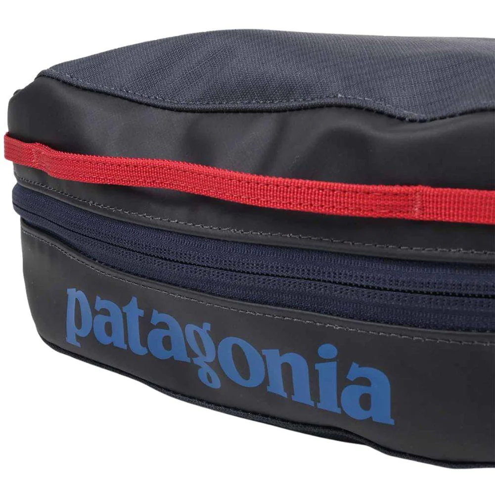 Patagonia Black Hole Cube 3L (Smolder Blue w/Amanita Red) - Image 6