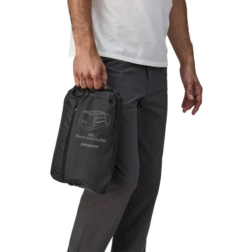 Patagonia Black Hole Duffel 40L (Matte Nouveau Green) - Image 6