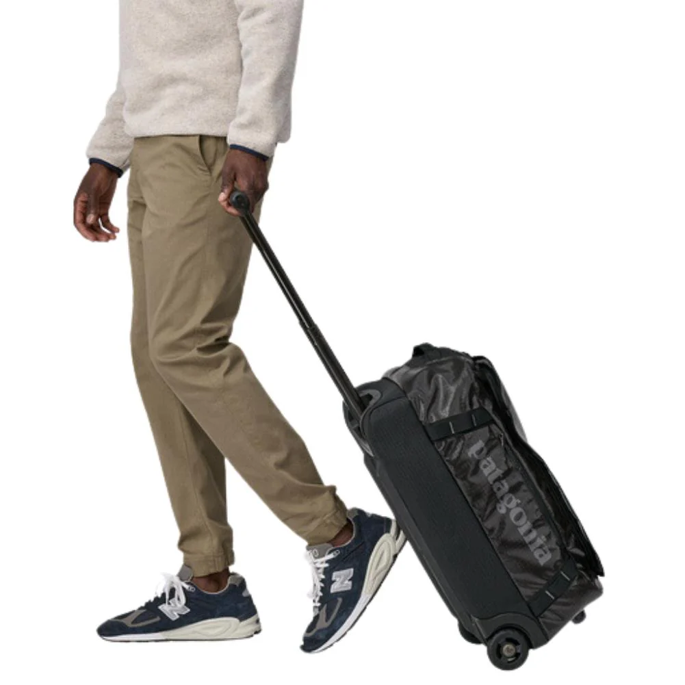 Patagonia Black Hole Wheeled Duffel 40L (Black) - Image 2