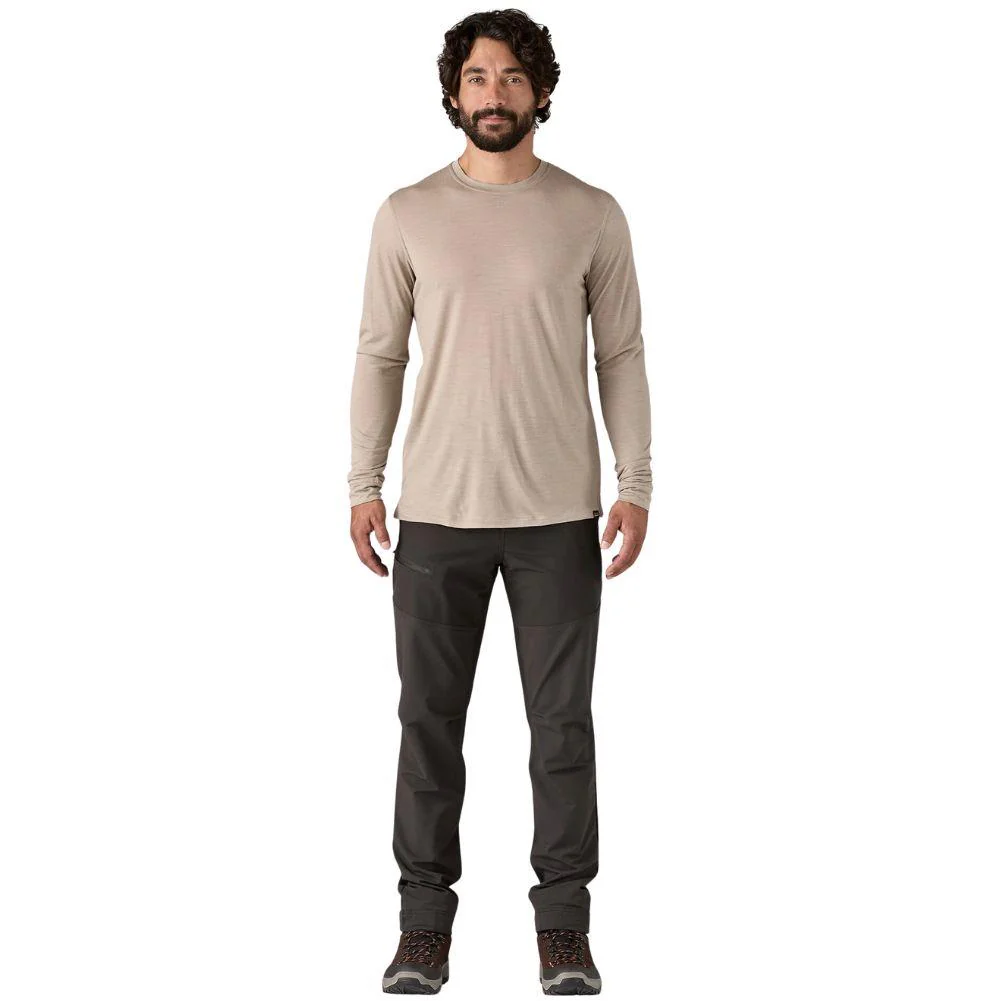 Patagonia Men's Terravia Peak Pants - Short (Black) - Image 4