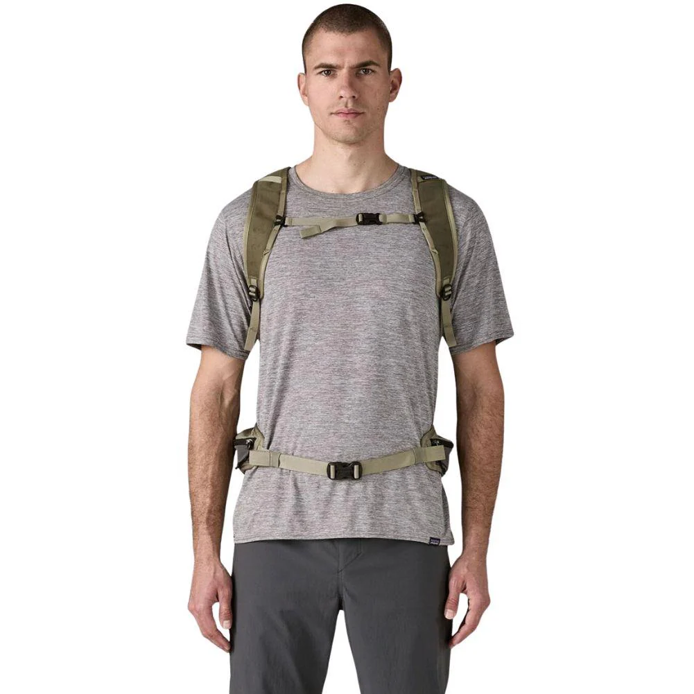 Patagonia Terravia Pack 22L - M (River Rock Green) - Image 5