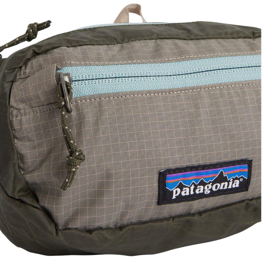 Patagonia Ultralight Black Hole Mini Hip Pack 1L (Pine Needle Green) - Image 4