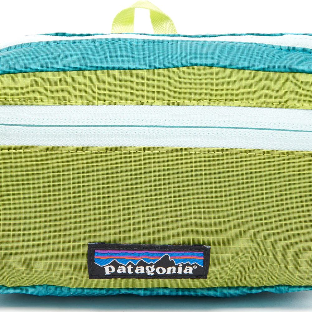 Patagonia Ultralight Black Hole Mini Hip Pack 1L (Subtidal Blue) - Image 4