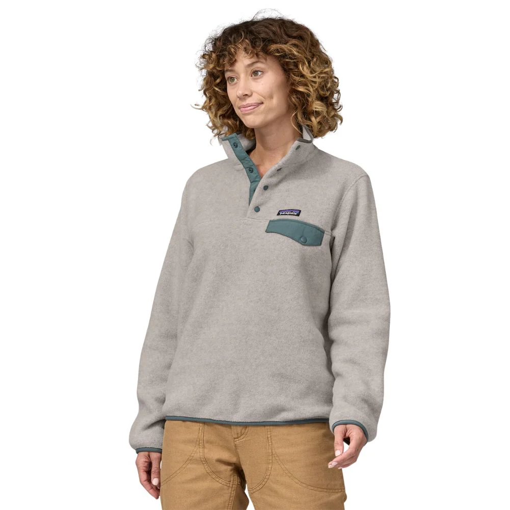 Patagonia Women's Lightweight Synchilla Snap-T Fleece Pullover (Oatmeal Heather w/Nouveau Green) - Image 2