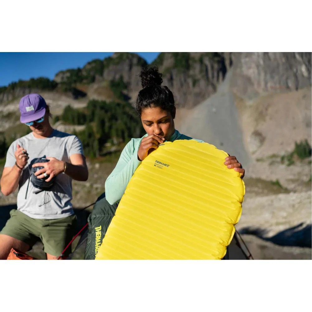Thermarest NeoAir XLite NXT Sleeping Mat - Regular (Lemon Curry) - Image 5