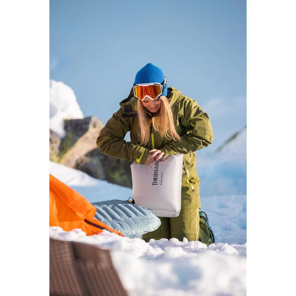 Thermarest NeoAir XTherm NXT Sleeping Mat (Regular) - Image 9