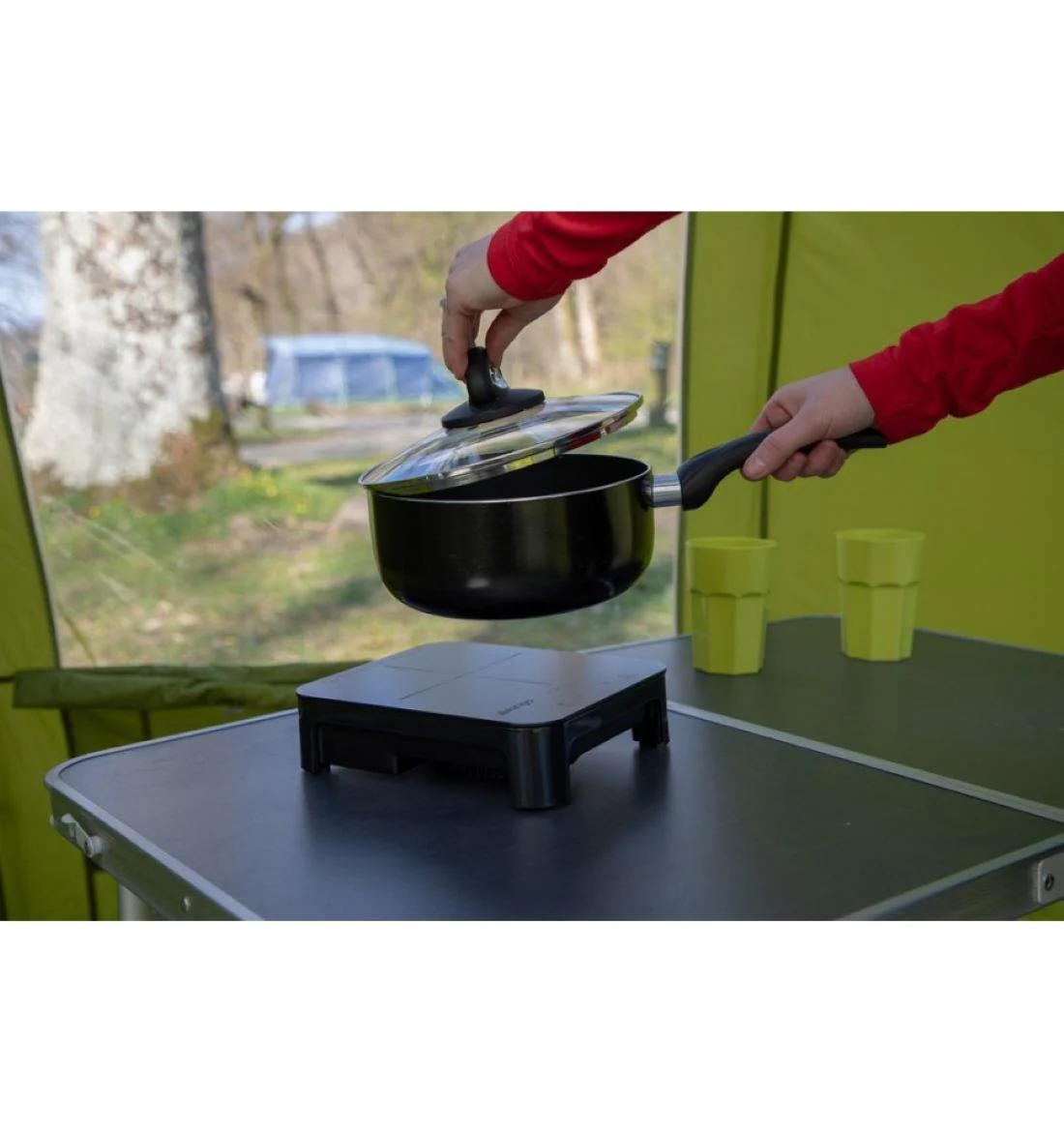 Vango Sizzle Induction Hob - Image 3