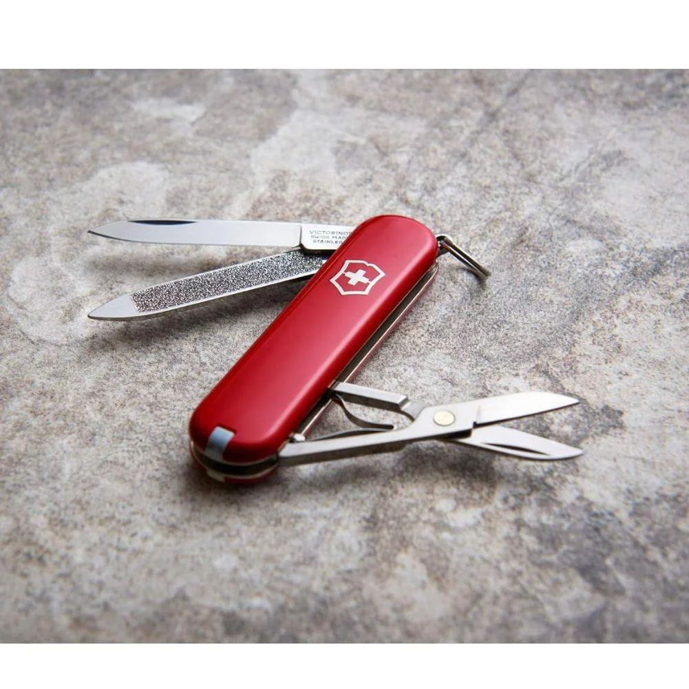 Victorinox Classic SD Swiss Army Knife - Image 5