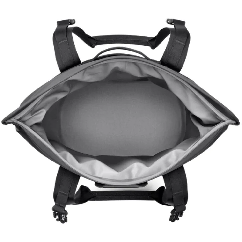 Yeti Hopper M15 Tote Cool Bag (Charcoal) - Image 10