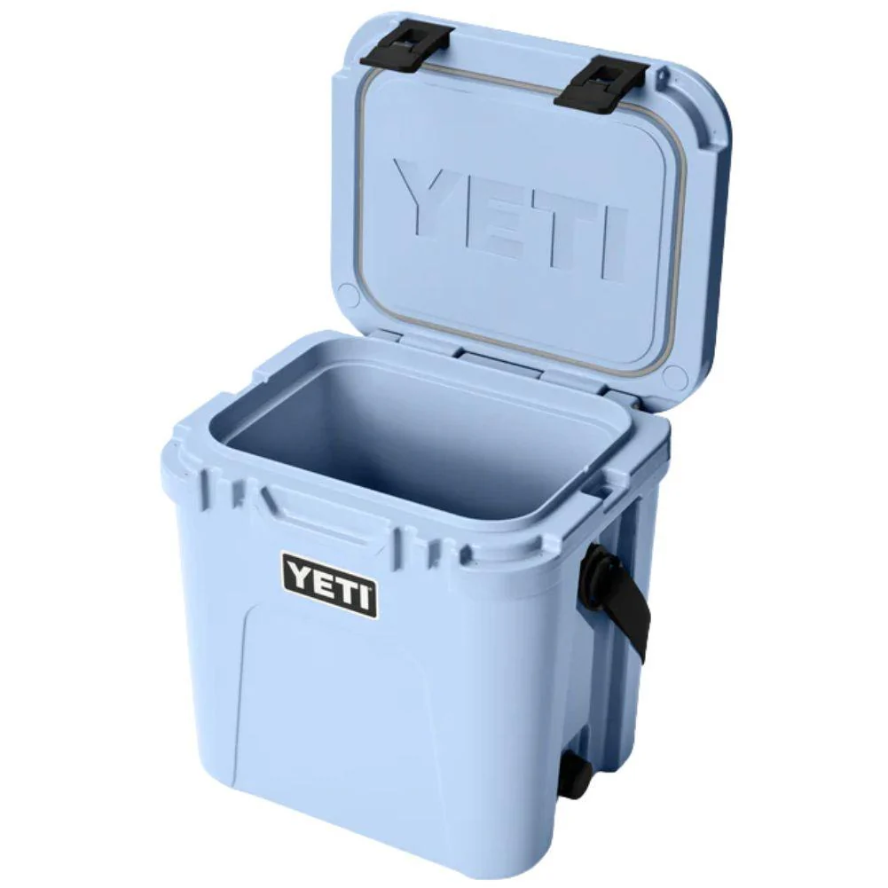 Yeti Roadie 24 Cool Box 2.0 (Big Sky Blue) - Image 3