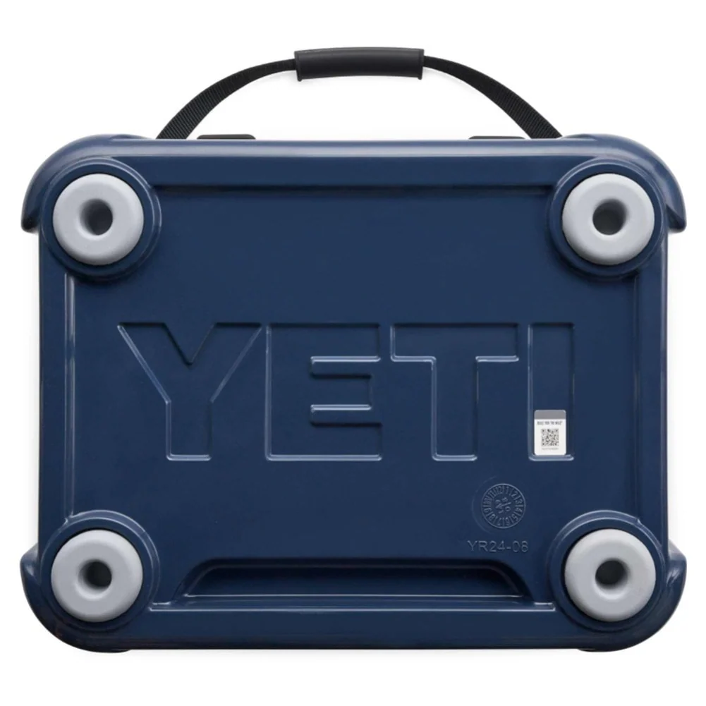 Yeti Roadie 24 Cool Box (Navy) - Image 5