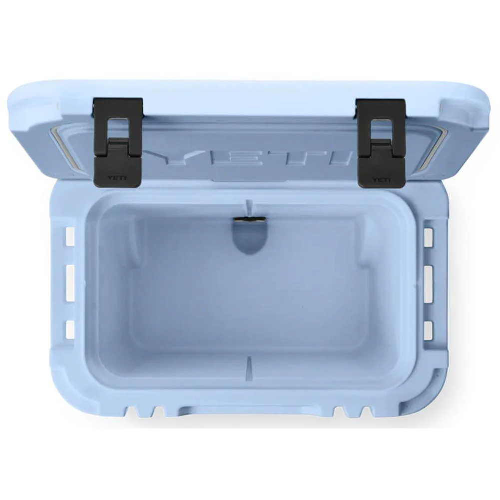 Yeti Roadie 32 Wheeled Cool Box (Big Sky Blue) - Image 8